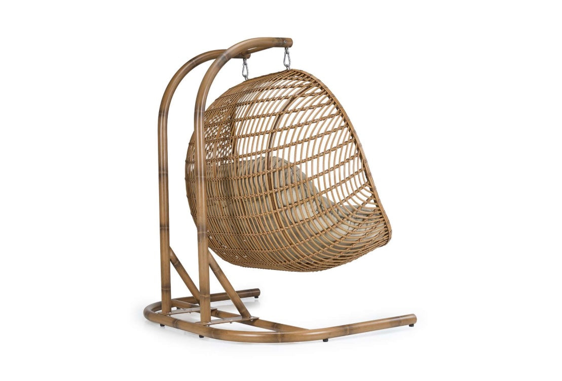 Avela Chair