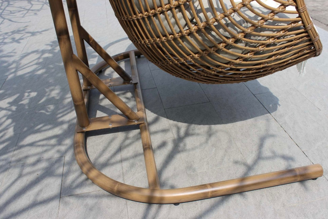Avela Chair